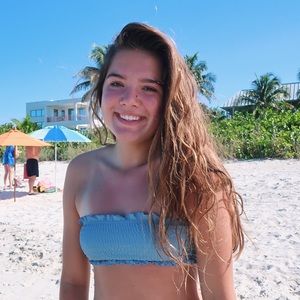 Meet your Posher, Maya